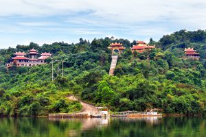 Tour Du Lịch Vườn Quốc Gia Bạch Mã Trong 1 Ngày