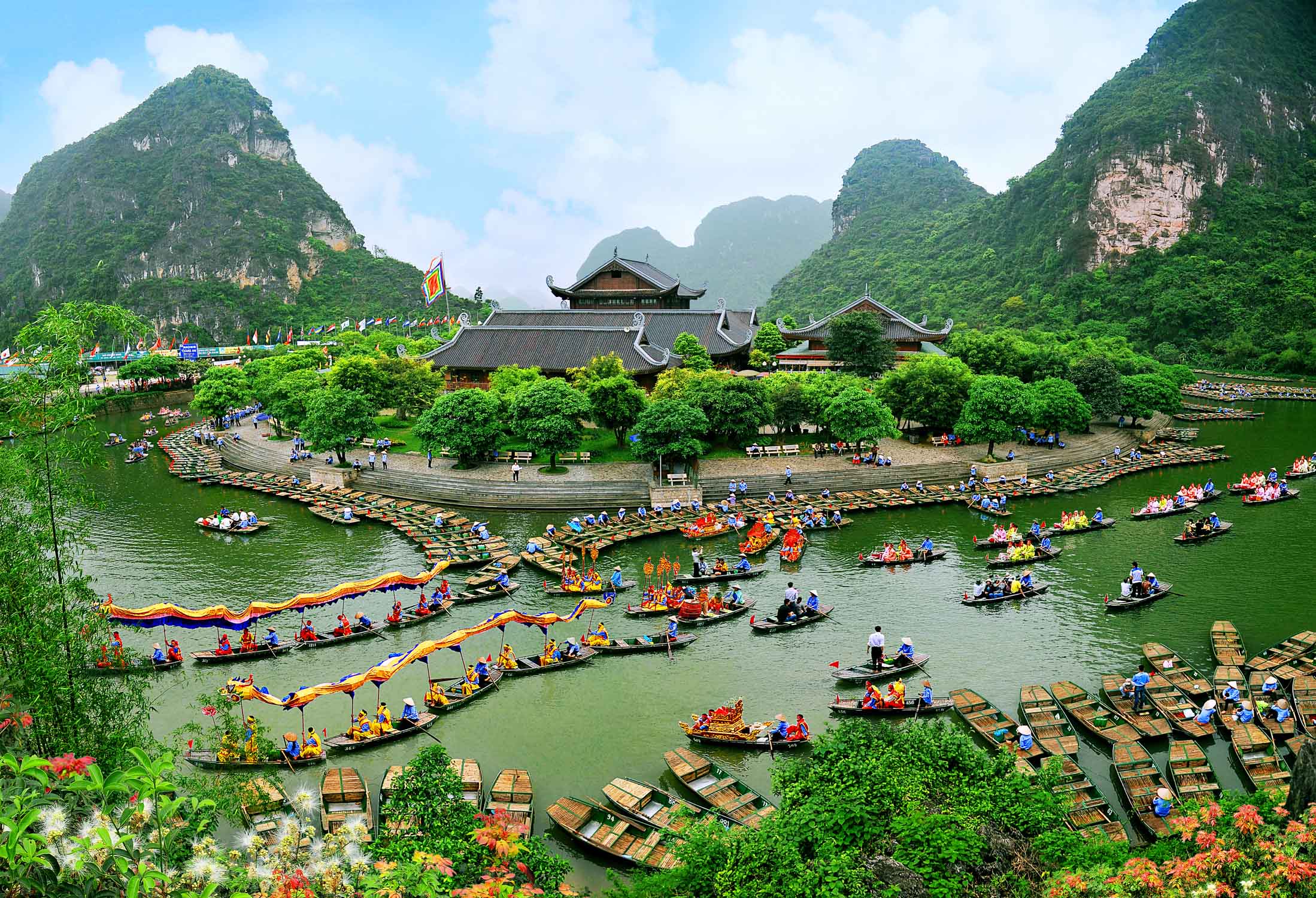 Tour Hà Nội – Bái Đính – Tràng An – Sapa – Cát Cát – Hàm Rồng