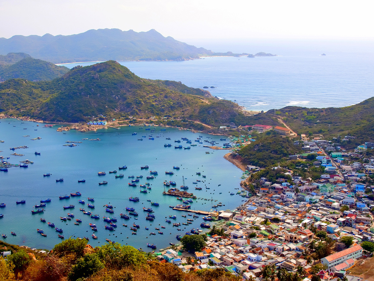 Tour Bình Ba 2N2Đ : Du Ngoạn Vịnh Cam Ranh
